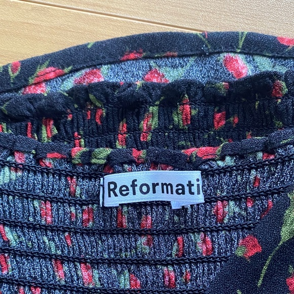 Reformation Reign Top Mina Size 2 Long Sleeve Floral Smocked Stretch - Picture 4 of 5